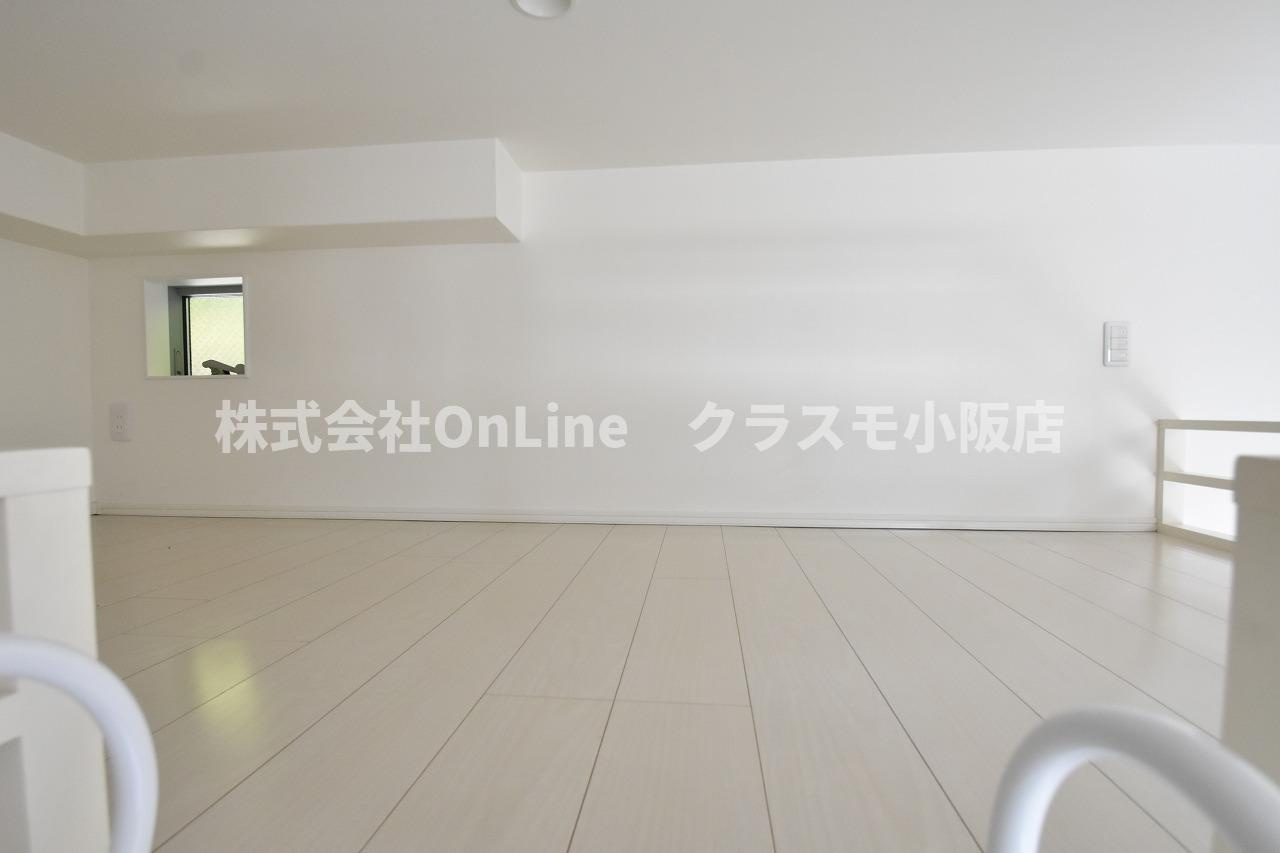 クレセントコートの寝室
