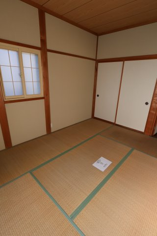 コーポぱーぷるの和室