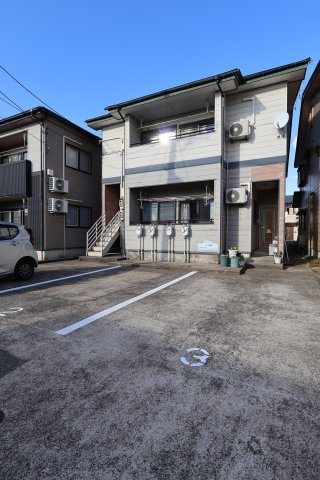 コーポぱーぷるの駐車場