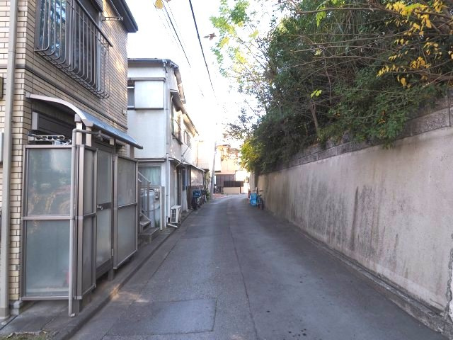 丸澤ガレージ赤羽台