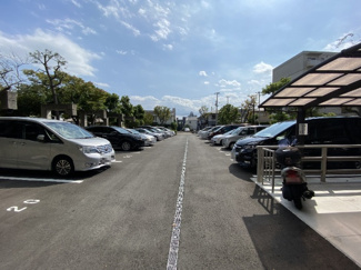 【駐車場】