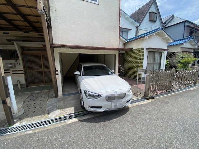 山本北貸家の駐車場