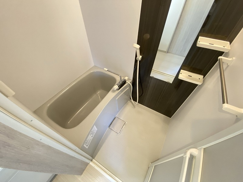 神戸市兵庫区会下山町２丁目のアパートの浴室