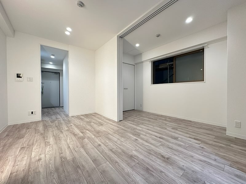 BROAD大阪天満RESIDENCEの居間・リビング