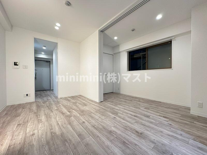 BROAD大阪天満RESIDENCEの居間・リビング