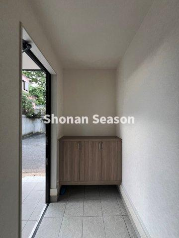 【玄関】 | 玄関電子錠で、荷物を持っていても開錠スムーズ♪