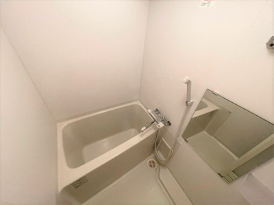 【浴室】 | クレスティアステージア天神 | 別号室の写真になります。現況優先。