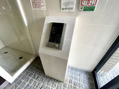 【エントランス】 | クレスティアステージア天神