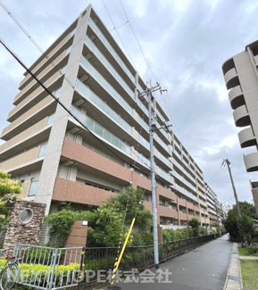 【外観】 | 【アクトステージ伊丹】地上８階建　総戸数３０３戸　ご紹介のお部屋は２階部分です♪