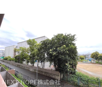 【展望】 | バルコニーからの眺望です♪周囲からの目線も気になりませんね(^^)