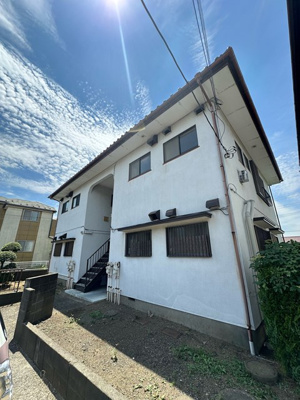 【外観】 | 富士ハイム | 小田急多摩線「栗平」駅まで徒歩6分！便利な立地の2階建てアパートです♪通勤通学はもちろん、お買い物やお出かけにもGood☆