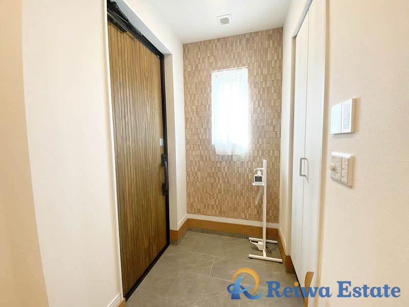 未入居戸建　高座郡寒川町小谷1丁目の玄関