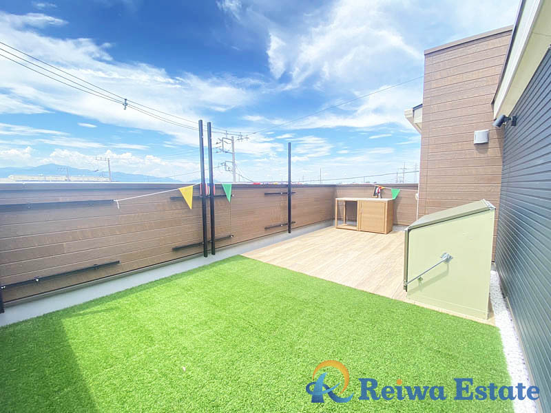 未入居戸建　高座郡寒川町小谷1丁目のバルコニー