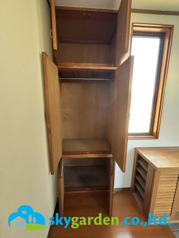 伊勢原市坪ノ内　中古戸建の玄関