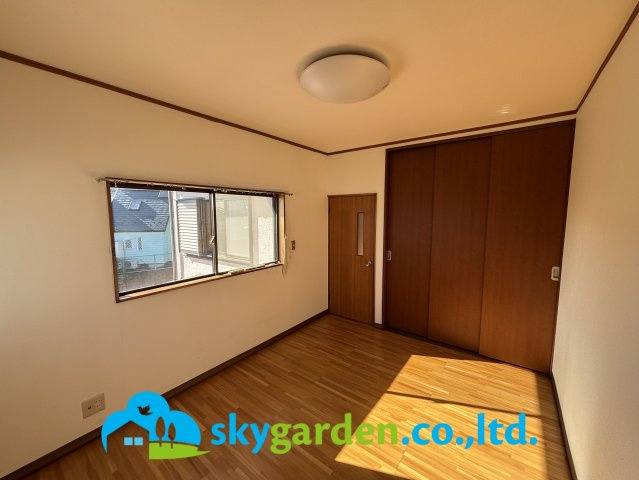 伊勢原市坪ノ内　中古戸建の洋室