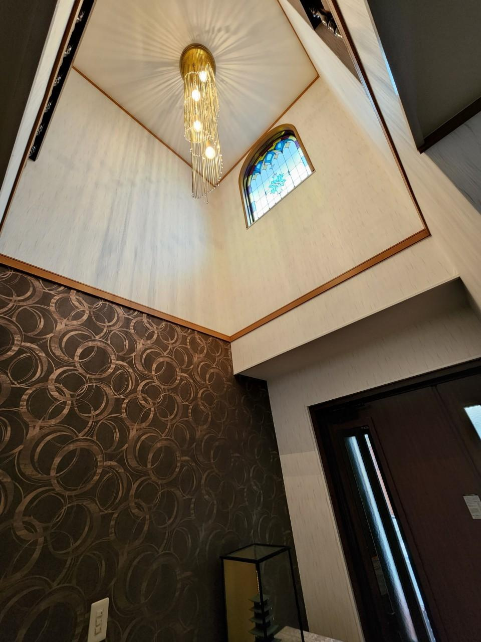 村野東町　中古一戸建ての内装|玄関吹き抜け■物件内覧・資金計画相談・住宅ローン相談、リフォーム相談、お問合せ受付中■
※当日・翌日のご内覧、ご相談はお電話でのお問合せがスムーズです！