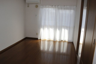 【洋室】 | アルストロメリア