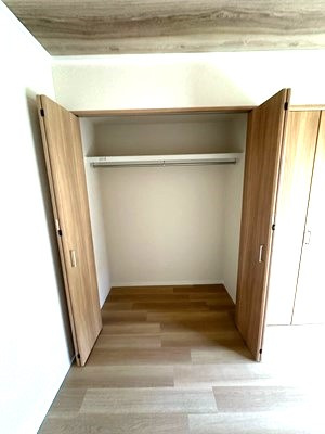 【収納】 | ガーデン平尾PAT1 | こちらも洋室6帖のお部屋にあるクローゼットです♪クローゼットが2ヶ所あるのが便利ですよね☆