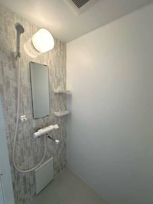 【シャワールーム】 | ガーデン平尾PAT1 | 清潔感のあるシャワールームです！一日の疲れもすっきりリフレッシュできますね♪