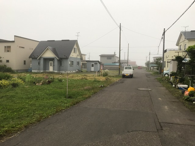 大楽毛南4丁目2-6　売土地の前面道路含む現地写真