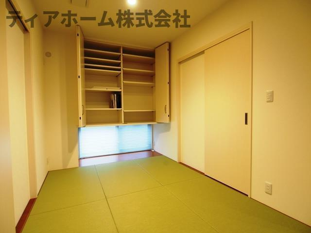 すみれ野１丁目戸建の収納