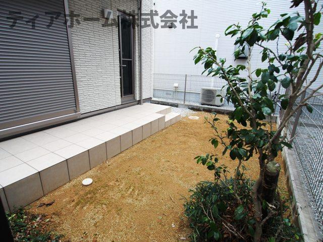 すみれ野１丁目戸建の庭