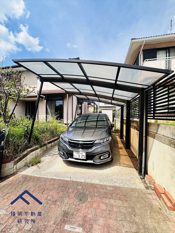 古賀市舞の里1丁目　戸建ての駐車場