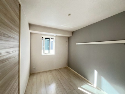 【洋室】 | グランファミール箕面小野原