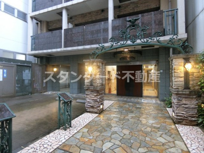 【エントランス】 | ジュネーゼグラン心斎橋東