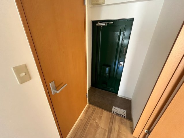 コアマンションの玄関