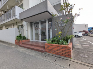 【エントランス】