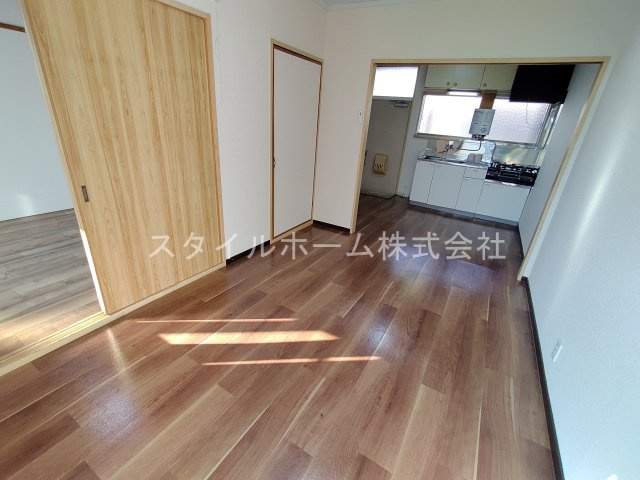 コーポ江島の居間・リビング