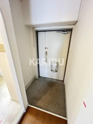 ドルミ京橋の玄関