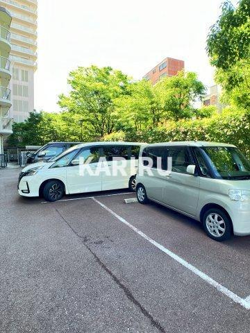 ドルミ京橋の駐車場