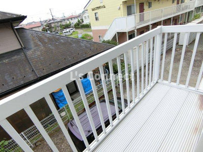 【バルコニー】 | ひより台インプスＡ棟 | ２階のお部屋で洗濯物もたくさん干せます。