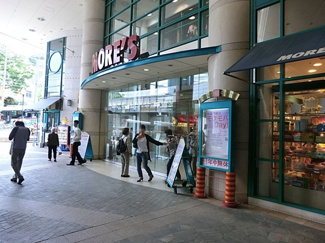 ファミリーマート 高梨米が浜店まで88ｍ