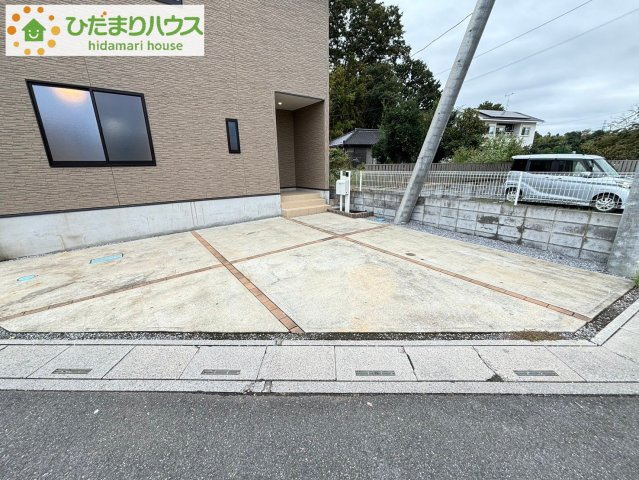 上尾市平塚　中古一戸建ての駐車場