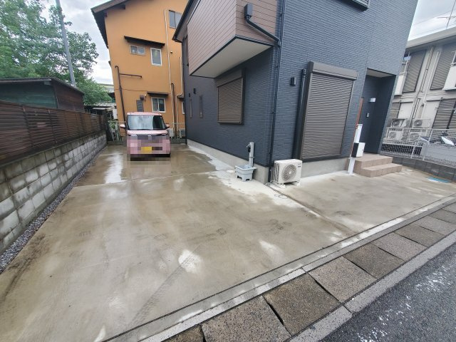 グランソフィア岩槻区仲町の駐車場