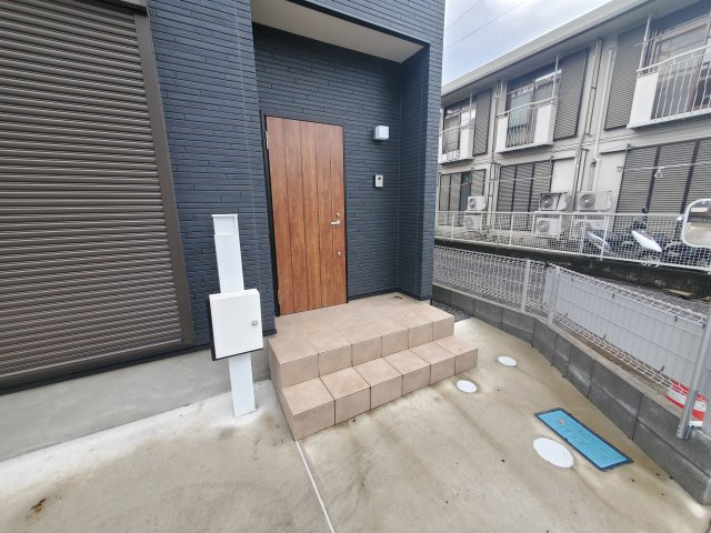 グランソフィア岩槻区仲町のエントランス