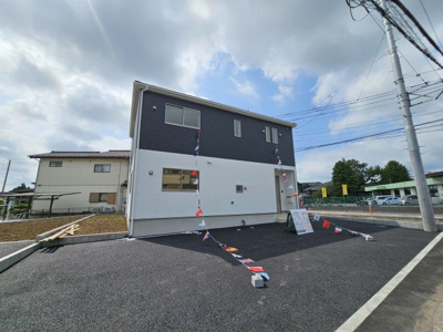 【駐車場】 | Cradlegarden栃木市都賀町富張第1 | カースペースは並列３台分ございます！