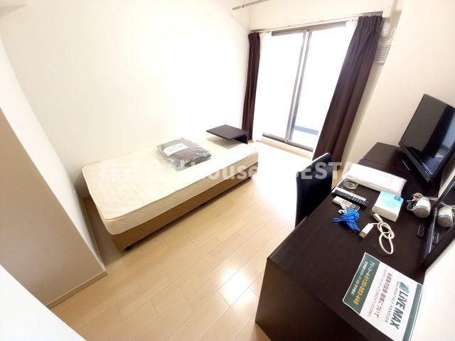 アドバンス三宮シュロスの寝室