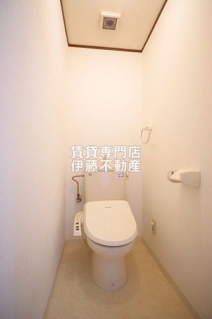 Villa上小田井壱番館のトイレ|温水洗浄暖房便座