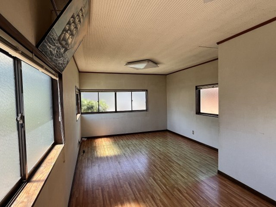 【洋室】 | 西伊豆町宇久須　倉庫