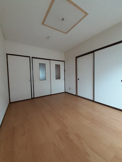 【寝室】 | ニューシティ若葉