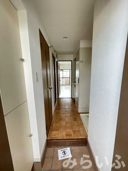 【玄関】 | メゾンドMOE