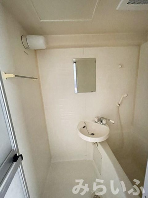 【シャワールーム】 | メゾンドMOE