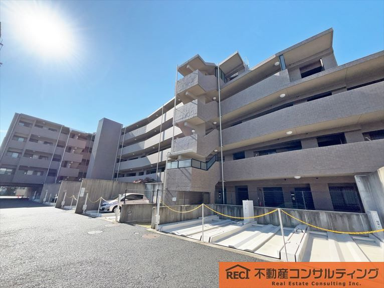 ステイツ上甲子園ゆりのき通りの外観|近隣には生活施設が充実