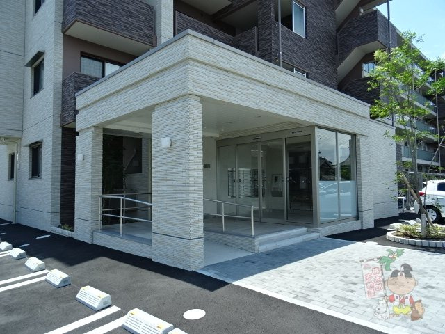 ウッドコート御南のエントランス