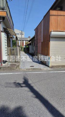 ６３６８７　大垣市割田１丁目土地の前面道路含む現地写真