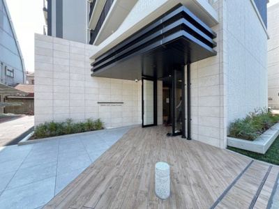 【エントランス】 | スワンズシティ大阪エスクレア